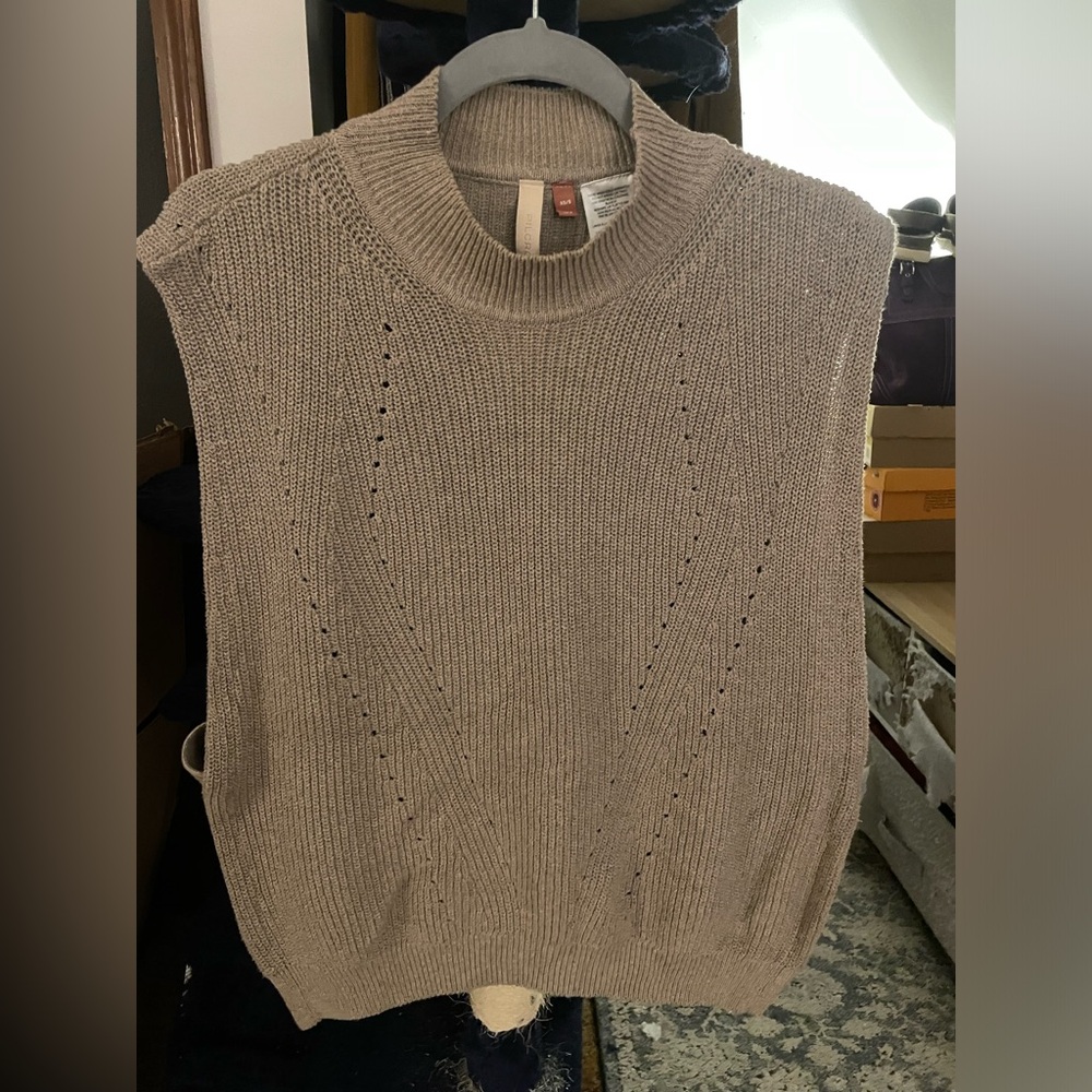 Anthropologie Pilcro sleeveless sweater vest with side buttons